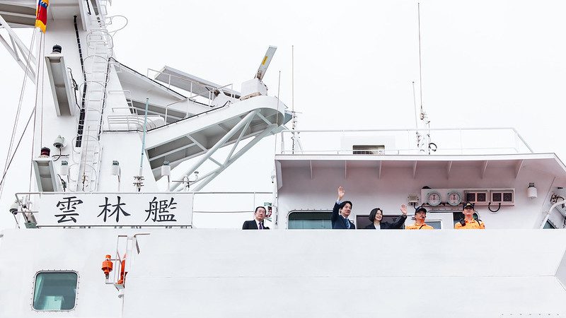 強化國防自主 蔡英文賴清德一同見證雲林艦交船、台北艦下水