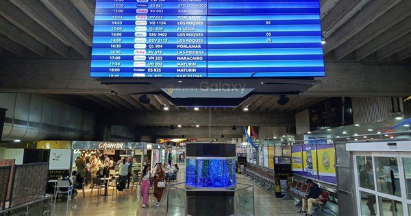 美FAA警告軍事活動風險增 6航空暫停飛委內瑞拉 美FAA警告軍事活動風險增 6航空暫停飛委內瑞拉