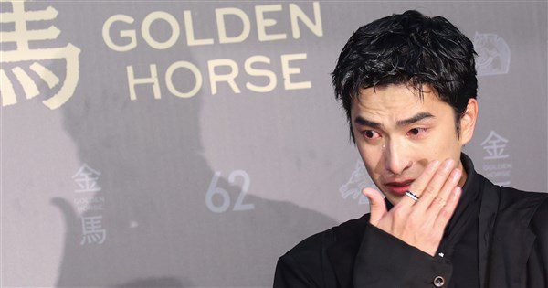 曾敬驊拆心牆摘金馬男配　得獎最想帶爸媽出國