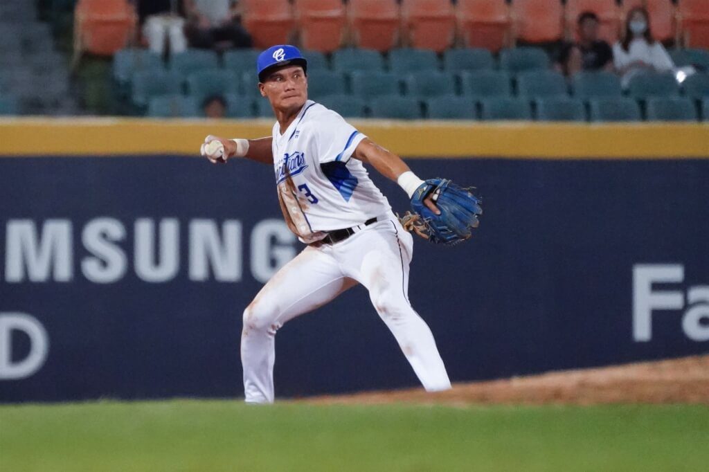 悍將41歲野手王勝偉是否續戰：訓練上以此鞭策自己